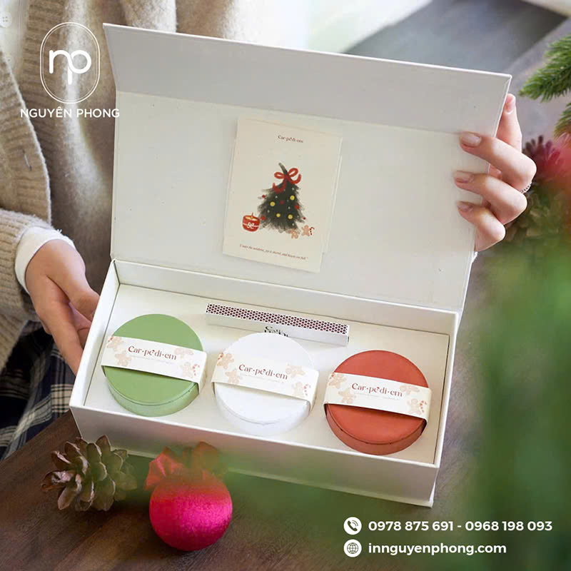 Mẫu hộp đựng quà sang trọng